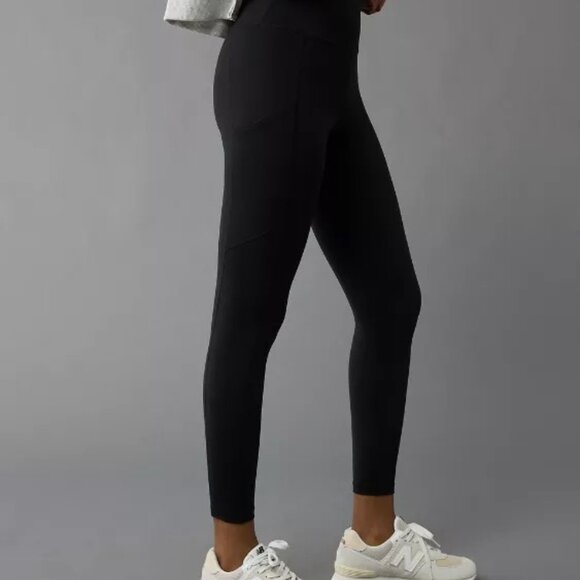 3/$20 ☀️ AE The Everything Pocket Legging - Picture 2 of 8
